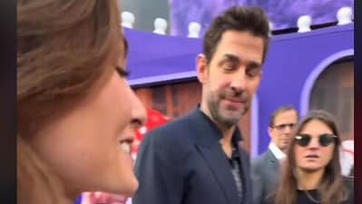 John Krasinski's awkward brush-off of TikToker Kate Mackz's running question amasses over 497,000 views (TikTok/Kate Mackz) John Krasinski's awkward brush-off of TikToker Kate Mackz's running question amasses over 497,000 views (TikTok/Kate Mackz)