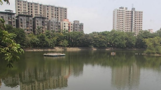 Bengaluru-based real estate firm Puravankara Limited said on June 1 that it has acquired 12.75 acres of land in Patlipada on Ghodbunder Road, Thane, near Mumbai (Representational photo) (Praful Gangurde/ HT)