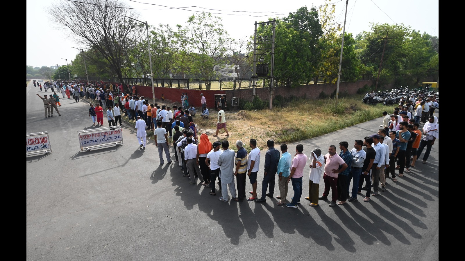 Inadequate facilities mar polling in high voter turnout booths in Chandigarh - Vimarsana News
