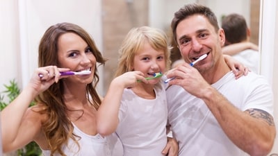 Tips for maintaining good oral hygiene habits at home (Image by gpointstudio on Freepik) Tips for maintaining good oral hygiene habits at home (Image by gpointstudio on Freepik)