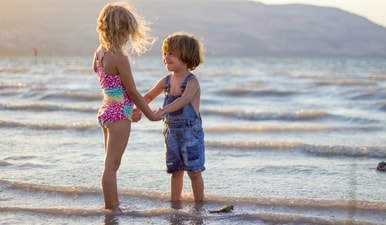 With summer in full swing, it's the perfect time to encourage kids to step away from screens and enjoy the great outdoors. (Unsplash) With summer in full swing, it's the perfect time to encourage kids to step away from screens and enjoy the great outdoors. (Unsplash)