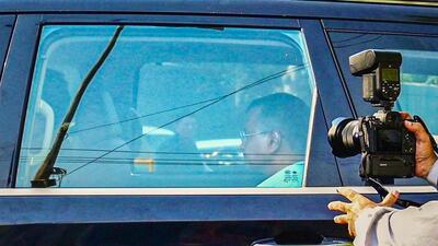 Delhi chief minister Arvind Kejriwal arrives at Tihar Jail Gate No. 1 in New Delhi on Sunday. (Vipin Kumar/HT Photo)