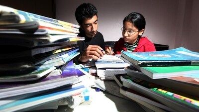 UPSC CSE Prelims 2024: Check out the expert recommended tips to keep exam anxiety at bay while preparing for the upcoming civil services preliminary examinations. (Representative image/Hindustan Times) UPSC CSE Prelims 2024: Check out the expert recommended tips to keep exam anxiety at bay while preparing for the upcoming civil services preliminary examinations. (Representative image/Hindustan Times)