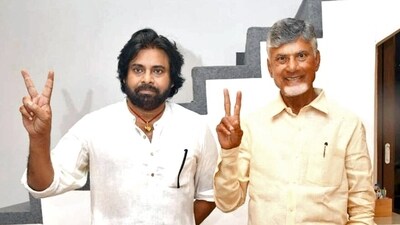 Mangalagiri, June 04 (ANI): Telugu Desam Party (TDP) President N Chandrababu Naidu and Jana Sena Party chief Pawan Kalyan pose victory signs during his visit to Janasena Party central office, in Mangalagiri on Tuesday. (ANI Photo) (Tharun Vinny) Mangalagiri, June 04 (ANI): Telugu Desam Party (TDP) President N Chandrababu Naidu and Jana Sena Party chief Pawan Kalyan pose victory signs during his visit to Janasena Party central office, in Mangalagiri on Tuesday. (ANI Photo) (Tharun Vinny)