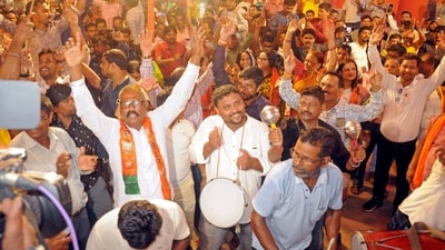 Bhubaneswar, June 04 (ANI): BJP supporters celebrate the party's lead in the Odisha Assembly and Lok Sabha election results, in Bhubaneswar on Tuesday. (ANI Photo) (Prahlad Mahato) Bhubaneswar, June 04 (ANI): BJP supporters celebrate the party's lead in the Odisha Assembly and Lok Sabha election results, in Bhubaneswar on Tuesday. (ANI Photo) (Prahlad Mahato)