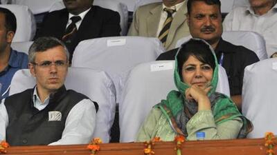 Former Jammu and Kashmir chief ministers Omar Abdullah and Mehbooba Mufti (File Photo) Former Jammu and Kashmir chief ministers Omar Abdullah and Mehbooba Mufti (File Photo)
