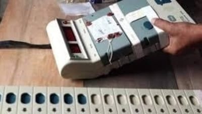 Counting began at 29 centres in the state at 8 am. (HT Photo) Counting began at 29 centres in the state at 8 am. (HT Photo)