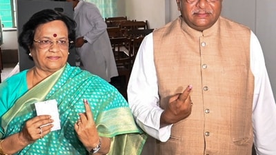 BJP candidate Ravi Shankar Prasad, accompanied by his wife, casts his vote during the seventh and final phase of Lok Sabha elections in Patna. (PTI) BJP candidate Ravi Shankar Prasad, accompanied by his wife, casts his vote during the seventh and final phase of Lok Sabha elections in Patna. (PTI)