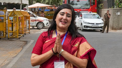 New Delhi: BJP candidate Bansuri Swaraj arrives at a counting centre for Lok Sabha polls, in New Delhi, Tuesday, June 4, 2024. (PTI Photo/Manvender Vashist Lav) (PTI06_04_2024_000046B) New Delhi: BJP candidate Bansuri Swaraj arrives at a counting centre for Lok Sabha polls, in New Delhi, Tuesday, June 4, 2024. (PTI Photo/Manvender Vashist Lav) (PTI06_04_2024_000046B)