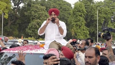 Punjab Pradesh Congress committee chief Amarinder Singh Raja Warring celebrating after winning the Ludhiana seat on Tuesday. (Gurpreet Singh/HT) Punjab Pradesh Congress committee chief Amarinder Singh Raja Warring celebrating after winning the Ludhiana seat on Tuesday. (Gurpreet Singh/HT)