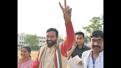 Ruling BJP’s loss of five Lok Sabha seats in the state can have a bearing on the stability of its government in Haryana which is tottering being in minority. Doubts over the BJP government’s stability also arise in view of an improved Lok Sabha performance of the Congress in the state thus making it an attractive proposition for the party hoppers searching for a toehold. (HT Photo) Ruling BJP’s loss of five Lok Sabha seats in the state can have a bearing on the stability of its government in Haryana which is tottering being in minority. Doubts over the BJP government’s stability also arise in view of an improved Lok Sabha performance of the Congress in the state thus making it an attractive proposition for the party hoppers searching for a toehold. (HT Photo)