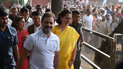 Congress leaders Rahul Gandhi with Priyanka Gandhi Vadra at AICC headquarters in New Delhi on Tuesday. (Arvind Yadav/HT Photo) Congress leaders Rahul Gandhi with Priyanka Gandhi Vadra at AICC headquarters in New Delhi on Tuesday. (Arvind Yadav/HT Photo)