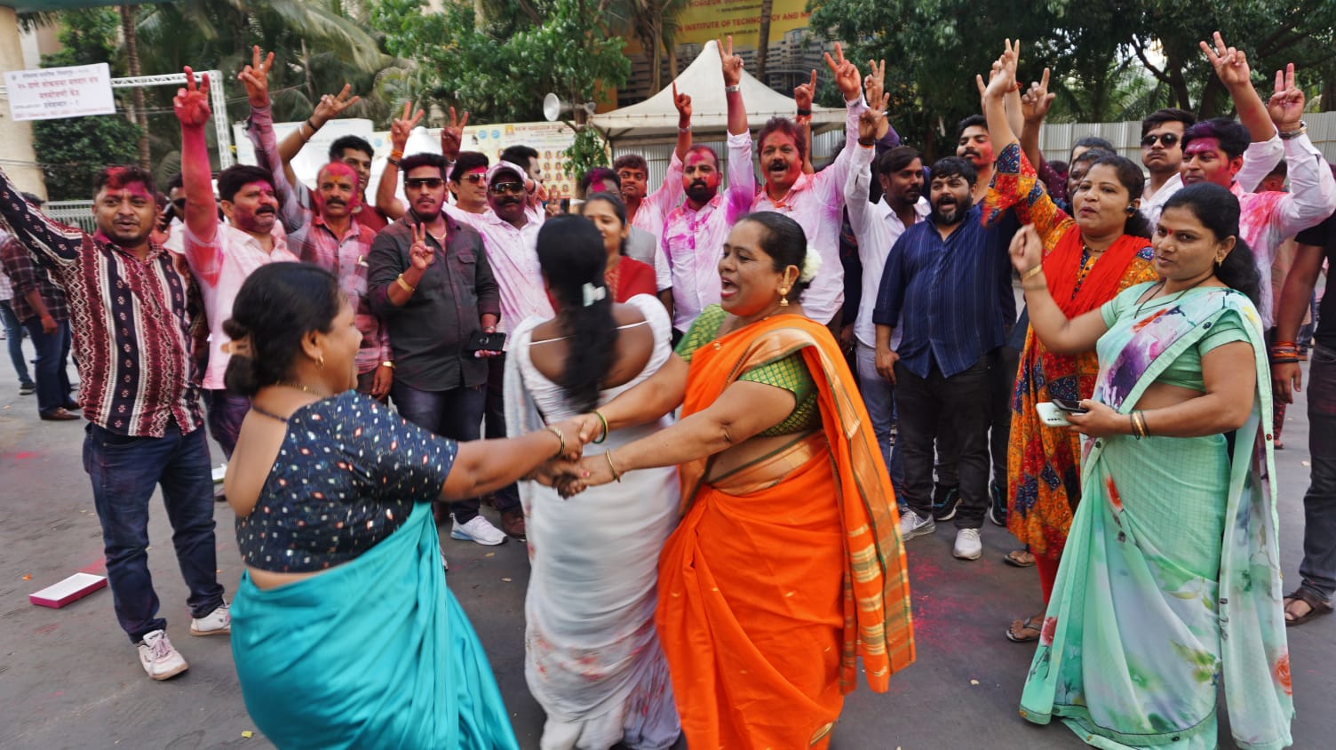 Shiv Sena (Eknath Shinde) party workers celebrate in Thane as Naresh Mhaske inches victory (Praful Gangurde / HT Photo) Shiv Sena (Eknath Shinde) party workers celebrate in Thane as Naresh Mhaske inches victory (Praful Gangurde / HT Photo)
