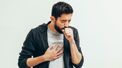 Difference between acute and chronic asthma: Symptoms to watch out for, tips to manage (Photo by HealthCentral) Difference between acute and chronic asthma: Symptoms to watch out for, tips to manage (Photo by HealthCentral)