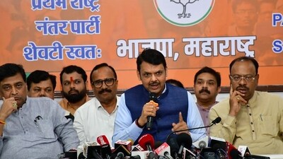 Devendra Fadnavis announced his decision at a press conference in Nariman Point. (HT Photo/Satish Bate) Devendra Fadnavis announced his decision at a press conference in Nariman Point. (HT Photo/Satish Bate)