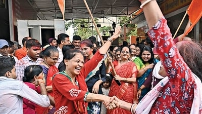 Mumbai, India - June 4, 2024: Shiv sena UBT party workers celebrate outside Shiv Sena bhavan in Mumbai, India, on Tuesday, June 4, 2024. (Photo by Anshuman Poyrekar/ Hindustan Times) (Hindustan Times) Mumbai, India - June 4, 2024: Shiv sena UBT party workers celebrate outside Shiv Sena bhavan in Mumbai, India, on Tuesday, June 4, 2024. (Photo by Anshuman Poyrekar/ Hindustan Times) (Hindustan Times)