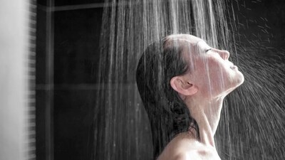 Skip hot showers: Opt for lukewarm water and avoid harsh soaps that strip your skin of its natural oils. (Shutterstock) Skip hot showers: Opt for lukewarm water and avoid harsh soaps that strip your skin of its natural oils. (Shutterstock)