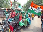 Birbhum, June 04 (ANI): TMC supporters smeared in colour celebrate the party's victory during the counting of Lok Sabha polls, at Bolpur in Birbhum district of West Bengal on Tuesday. (ANI Photo)