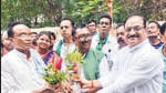 JMM candidate from Dumka, Nalin Soren, being felicitated by his supporters after his win on Tuesday. (ANI)