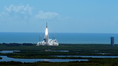 Boeing's Starliner capsule, atop an Atlas V rocket, lifts off from launch pad at Space Launch Complex 41 Wednesday, June 5, 2024, in Cape Canaveral, Fla. NASA astronauts Butch Wilmore and Suni Williams are headed to the International Space Station. (AP/PTI)(AP06_06_2024_000115B) (AP) Boeing's Starliner capsule, atop an Atlas V rocket, lifts off from launch pad at Space Launch Complex 41 Wednesday, June 5, 2024, in Cape Canaveral, Fla. NASA astronauts Butch Wilmore and Suni Williams are headed to the International Space Station. (AP/PTI)(AP06_06_2024_000115B) (AP)