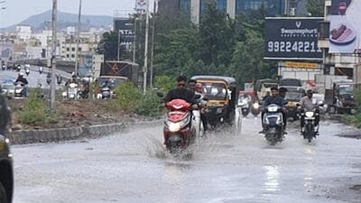 KS Hosalikar, head, climate research and services, IMD Pune tweeted that the southwest monsoon arrived in Maharashtra on June 6 and is lying over Ratnagiri and Solapur districts. (HT PHOTO) KS Hosalikar, head, climate research and services, IMD Pune tweeted that the southwest monsoon arrived in Maharashtra on June 6 and is lying over Ratnagiri and Solapur districts. (HT PHOTO)