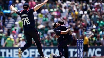 Chasing 19 runs in the Super Over, Pakistan collapsed for 13/1 as Saurabh Netravalkar took a wicket. (PTI) Chasing 19 runs in the Super Over, Pakistan collapsed for 13/1 as Saurabh Netravalkar took a wicket. (PTI)