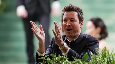 Jimmy Fallon applauds at the Met Gala, an annual fundraising gala held for the benefit of the Metropolitan Museum of Art's Costume Institute with this year's theme 'Sleeping Beauties: Reawakening Fashion' in New York City, New York, U.S., May 6, 2024. REUTERS/Carlos Barria (REUTERS)