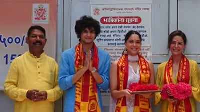 Sharvari Wagh, Abhay Verma and Mona Singh prayed at Mumbai's Siddhivinayak temple. Sharvari Wagh, Abhay Verma and Mona Singh prayed at Mumbai's Siddhivinayak temple.