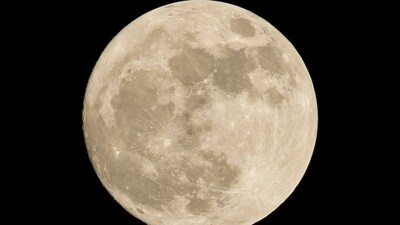 The New Moon on June 6, 2024, at 8:37 a.m. EST, in Gemini marks the start of a new lunar cycle. (Unsplash) The New Moon on June 6, 2024, at 8:37 a.m. EST, in Gemini marks the start of a new lunar cycle. (Unsplash)