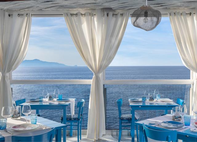II Riccio is run by the Capri Palace. II Riccio is run by the Capri Palace.