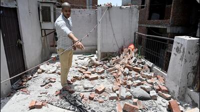 Hariom, the deceased, suffered fractures on his ribs as the debris fell on his chest since he was sleeping on the front part of the terrace. (Sunil Ghosh/HT Photo) Hariom, the deceased, suffered fractures on his ribs as the debris fell on his chest since he was sleeping on the front part of the terrace. (Sunil Ghosh/HT Photo)