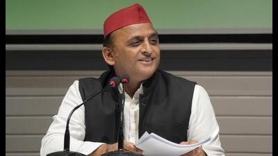 The SP chief asked all the newly elected MPs of the INDIA bloc in UP to continuously move forward for the protection of the Constitution, democracy and reservation by strengthening the PDA (Pichhda, Dalit, Alpsankhyak) family with the mission of public service and social justice. (File Photo)