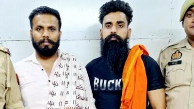 The suspects in the video alleged that people ignored religious and nationalist sentiments in favour of caste equations, and police said that the two repeatedly used abusive language throughout the video. (Sakib Ali/HT Photo) The suspects in the video alleged that people ignored religious and nationalist sentiments in favour of caste equations, and police said that the two repeatedly used abusive language throughout the video. (Sakib Ali/HT Photo)