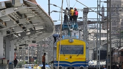 During the 63-hour mega block from May 31 to June 2, the railways made a switch to a modern signalling system called electronic interlocking (EI) from the earlier route relay interlocking (RRI) at CSMT. (Photo by Raju Shinde/HT Photo) During the 63-hour mega block from May 31 to June 2, the railways made a switch to a modern signalling system called electronic interlocking (EI) from the earlier route relay interlocking (RRI) at CSMT. (Photo by Raju Shinde/HT Photo)