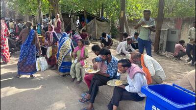 The facility, currently offering free of cost meals, is intended at ensuring that the poor construction workers and other daily-wagers have access to quality food at minimal rate. (HT Photo)