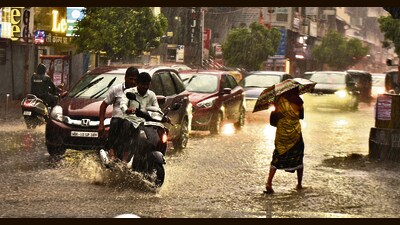 Within a short span of two hours, Shivajinagar received 67.4 mm rainfall till 5:30 pm followed by 56.8 mm rainfall at Pashan and 18.9 mm rainfall at Lohegaon. (MAHENDRA KOLHE/ HT PHOTO) Within a short span of two hours, Shivajinagar received 67.4 mm rainfall till 5:30 pm followed by 56.8 mm rainfall at Pashan and 18.9 mm rainfall at Lohegaon. (MAHENDRA KOLHE/ HT PHOTO)