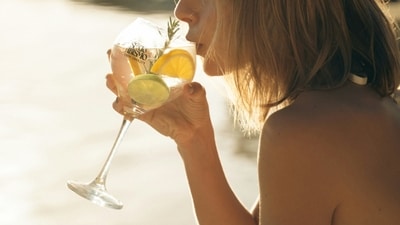 Enjoy World Gin Day with these exciting cocktails (Unsplash)