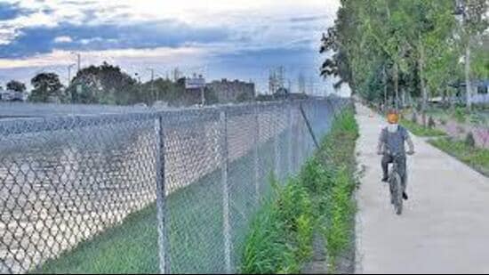 According to MP Arora, the length of the track will be nearly 20 km (including both sides). (HT File Photo for reference)