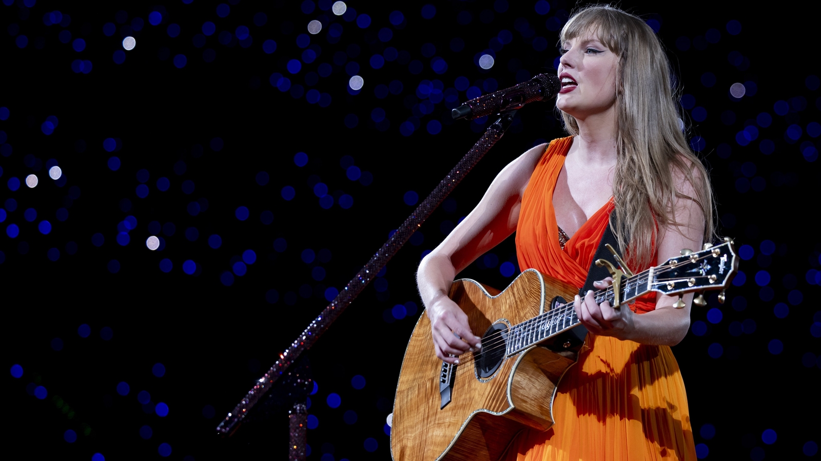 Taylor Swift shocks fans with old track from Hannah Montana movie at Eras Tour in Edinburgh