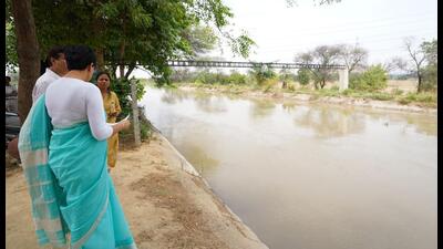 Delhi Water Minister Atishi inspects the Bawana entry point of Munak Canal in New Delhi on Saturday. (HT PHOTO) Delhi Water Minister Atishi inspects the Bawana entry point of Munak Canal in New Delhi on Saturday. (HT PHOTO)