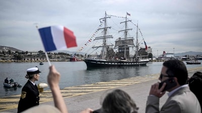 Tourism boom propels Spain, Greece and Portugal to economic success (Photo by ANGELOS TZORTZINIS / AFP) Tourism boom propels Spain, Greece and Portugal to economic success (Photo by ANGELOS TZORTZINIS / AFP)