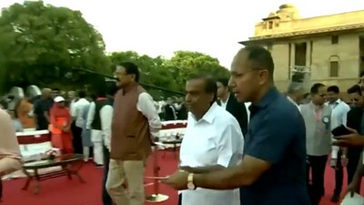 Mukesh Ambani, Chairman of Reliance Industries, was in attendance at PM Modi's oath-taking ceremony at Rashtrapati Bhavan in Delhi. (ANI) Mukesh Ambani, Chairman of Reliance Industries, was in attendance at PM Modi's oath-taking ceremony at Rashtrapati Bhavan in Delhi. (ANI)
