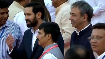 What surprised many was that Vikrant Massey also attended the ceremony and was accompanied by director Rajkumar Hirani. The duo was spotted socialising before the event. (ANI) What surprised many was that Vikrant Massey also attended the ceremony and was accompanied by director Rajkumar Hirani. The duo was spotted socialising before the event. (ANI)