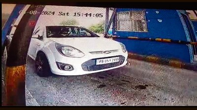 A video grab of the accused’s cat at the Chowkimann toll barrier in Ludhiana on Monday. (HT Photo) A video grab of the accused’s cat at the Chowkimann toll barrier in Ludhiana on Monday. (HT Photo)