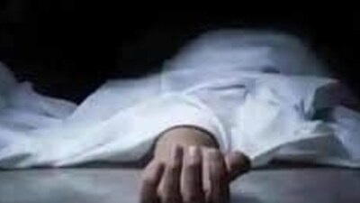 The girl was rushed to Mulund General Hospital and then to Sion Hospital. (Pic for representation) The girl was rushed to Mulund General Hospital and then to Sion Hospital. (Pic for representation)