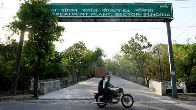 The activist last week alleged that the treated water is wasted in place of getting reused, and precious ground water is being used for irrigation purposes in a misuse of the resource. (Sunil Ghosh/HT Photo)