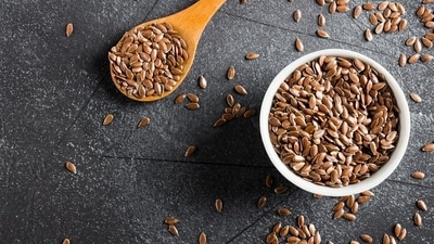 4. Flaxseeds: They are rich in lignans, which are plant compounds that may help balance hormones and promote fertility. They also provide omega-3 fatty acids and fibre, which are beneficial during pregnancy. (Freepik) 4. Flaxseeds: They are rich in lignans, which are plant compounds that may help balance hormones and promote fertility. They also provide omega-3 fatty acids and fibre, which are beneficial during pregnancy. (Freepik)