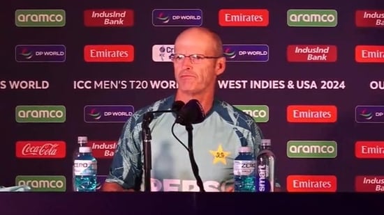 Gary Kirsten was not happy with Pakistan's performance in match against India
