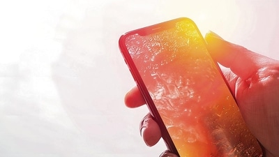 Due to the heatwave, Instagram influencers in NCR say their mobile phones are heating up during outdoor as well as indoor shoots. (Photo: Adobe) Due to the heatwave, Instagram influencers in NCR say their mobile phones are heating up during outdoor as well as indoor shoots. (Photo: Adobe)