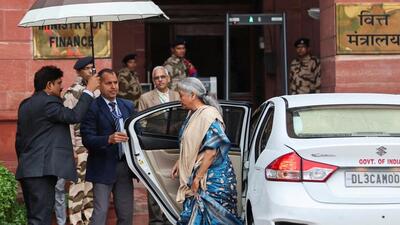 Finance minister Nirmala Sitharaman arrives at the finance ministry before presenting the budget in parliament on February 1 (REUTERS FILE PHOTO)